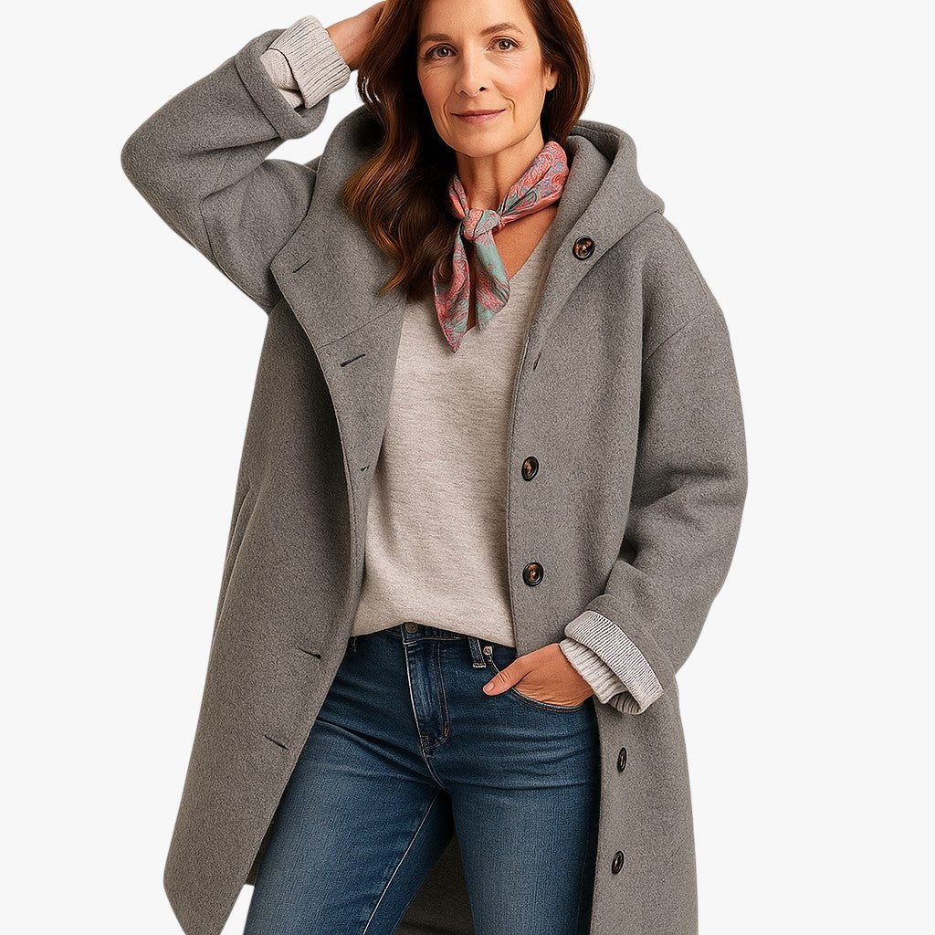 Damski płaszcz z kapturem